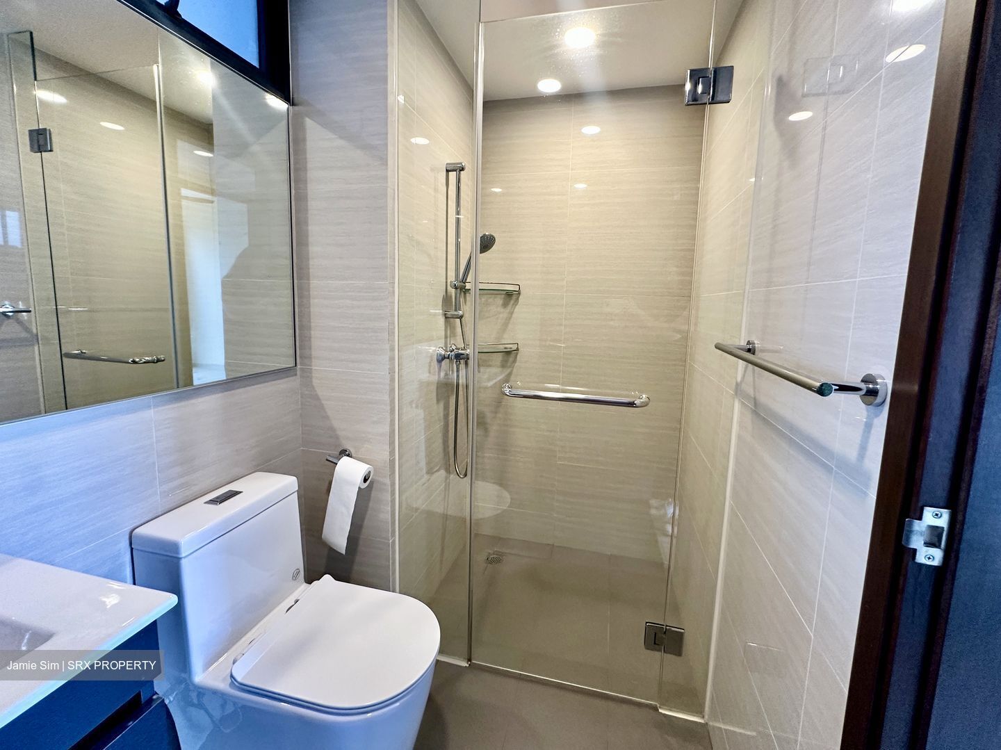 Waterbay (D19), Condominium #491030101